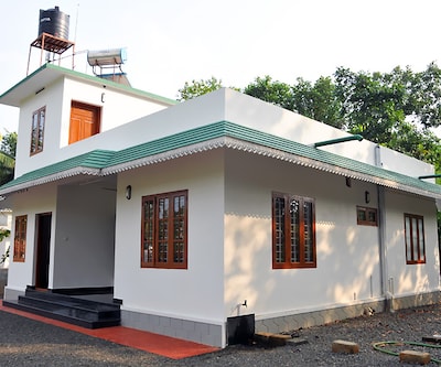 TG Stays Kuttickatil House